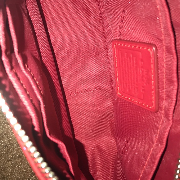COACH RED!❤️❤️❤️ SIDEBAG - Picture 7 of 7